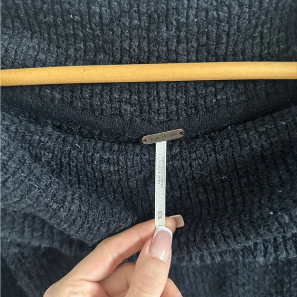 Free People oversized slouchy black knit turtleneck sweater - medium - Picture 2 of 5